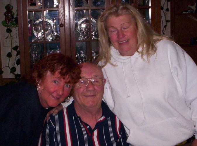 Dads B-Day with sisters Theresa n Helen
